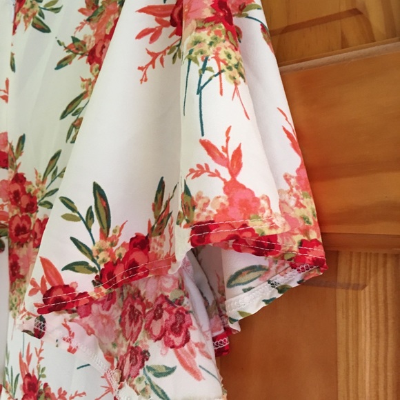 New Coral Floral Romper - Picture 4 of 4